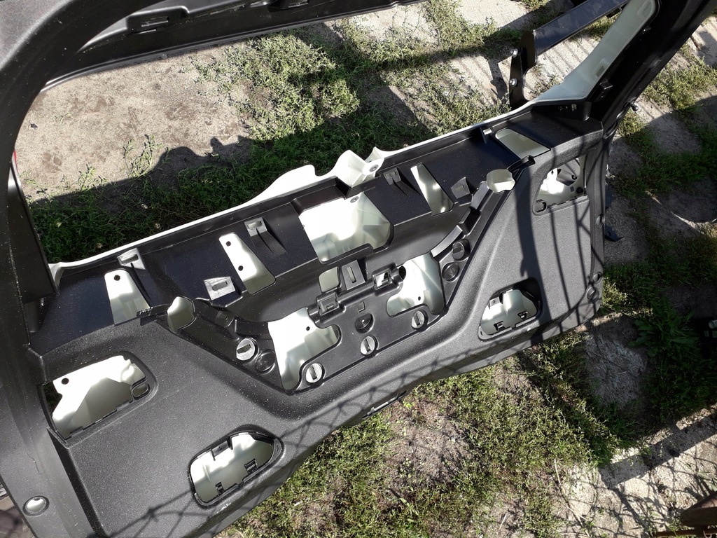 фото №4, Крышка багажника задняя рама renault megane 4 iv 16- kombi