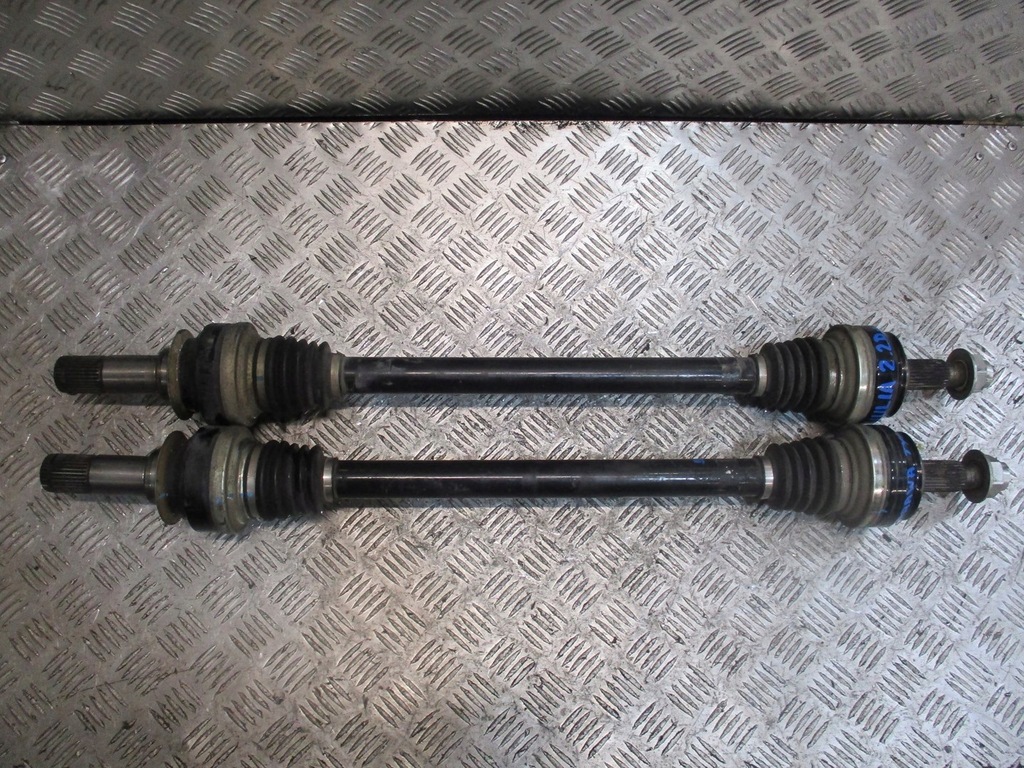 фото №1, Приводной вал правая задняя alfa romeo giulia 2,2d 18r