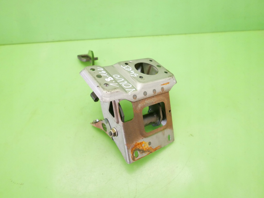 фото №5, Педаль тормоза volvo s40 i 1.8 16v механическая коробка передач 95-99