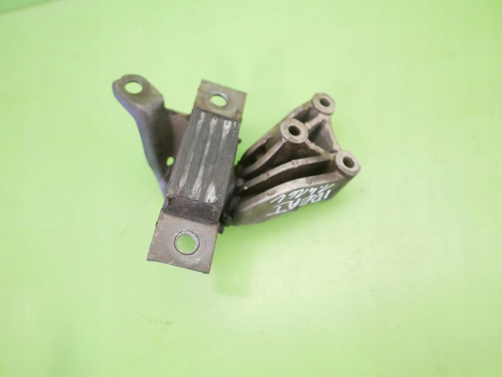 Кронштейн подушка коробки fiat idea i 1.4 16v 03-05 Недорого