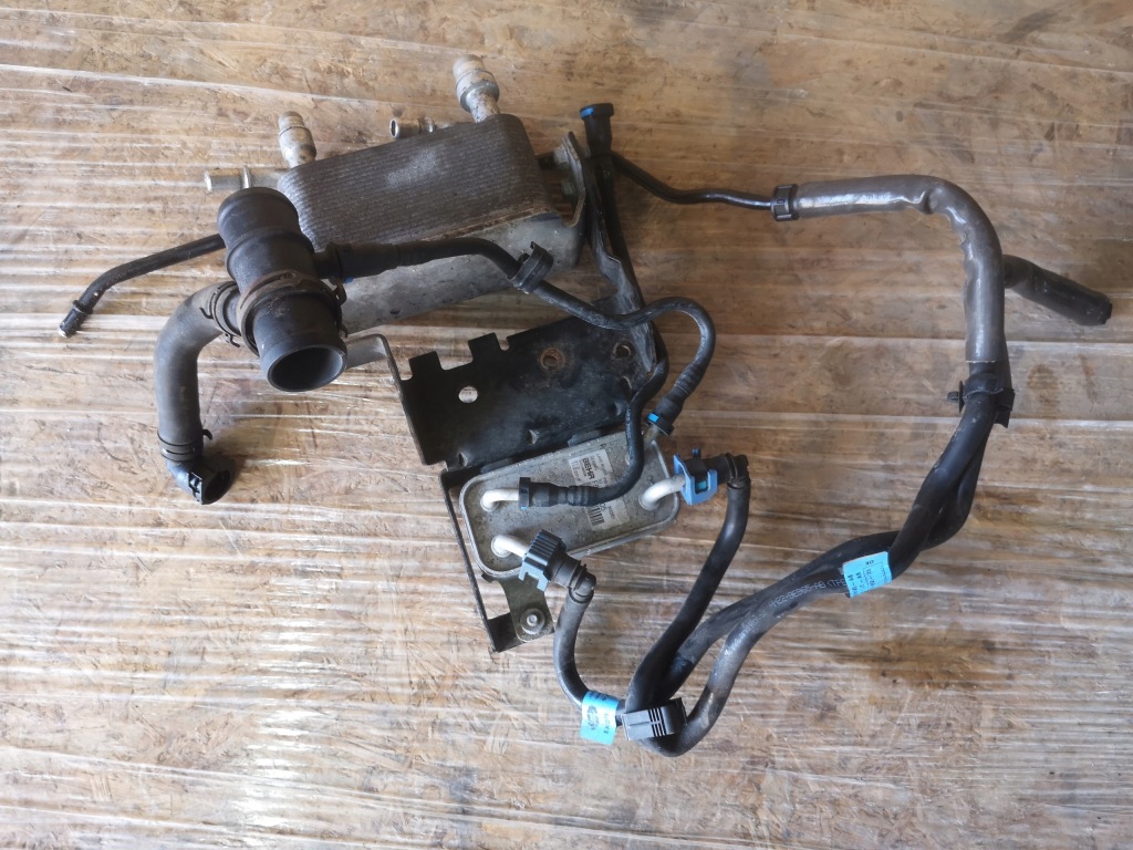 фото №1, Land rover discovery sport 3.0 радіатор оливи радіатор