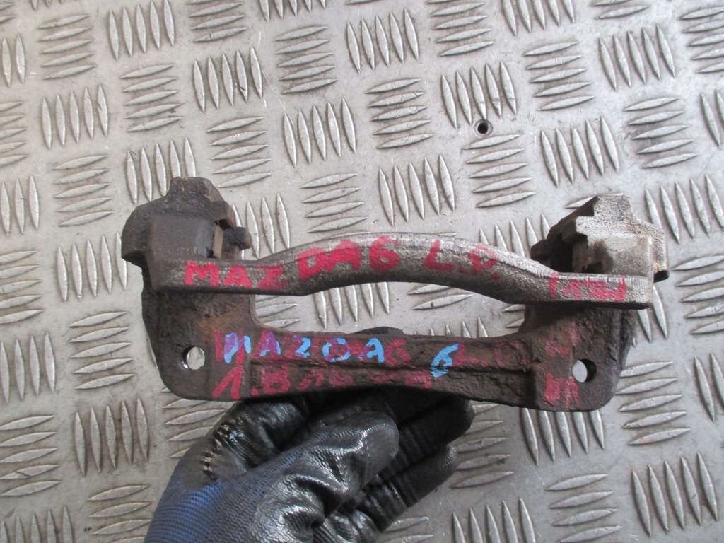 фото №9, Скоба перед mazda 6 02-05r 1.8b