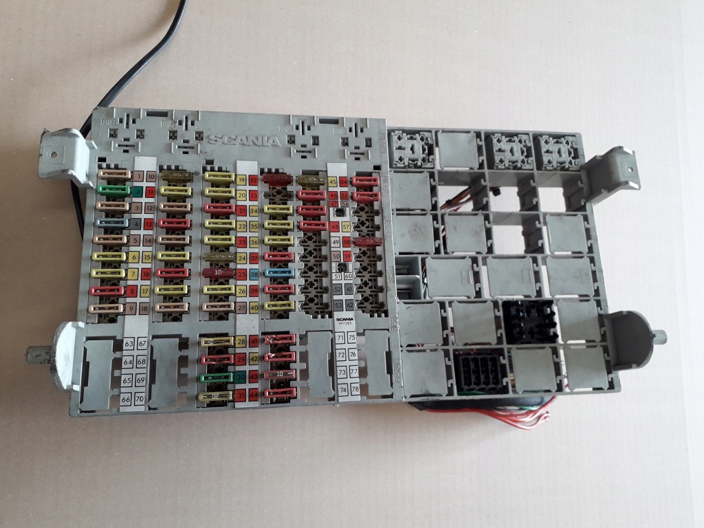 фото №2, Scania плита предохранителей 1775796 fv