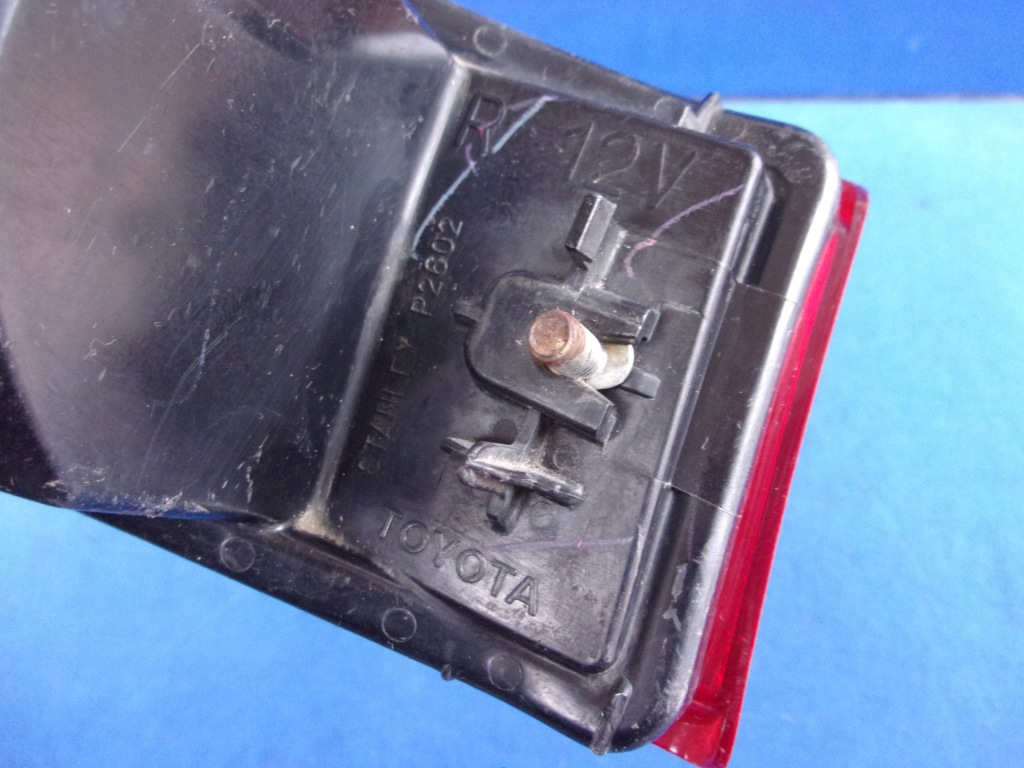 фото №9, Toyota land cruiser 120 лампа задня протитуманна