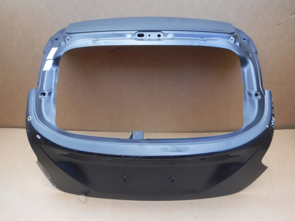 Купити Кришка багажника задня ford focus mk3 hatchbak оригінал