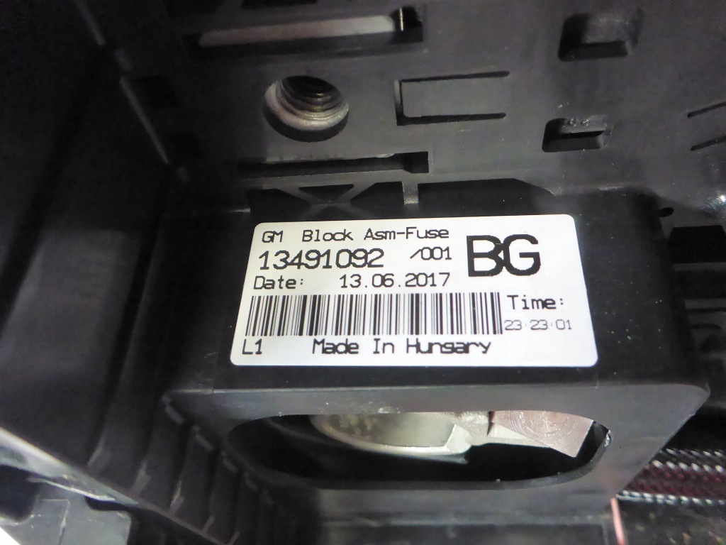 фото №4, Клемма плюсовая opel astra 4 j 1.6 16v