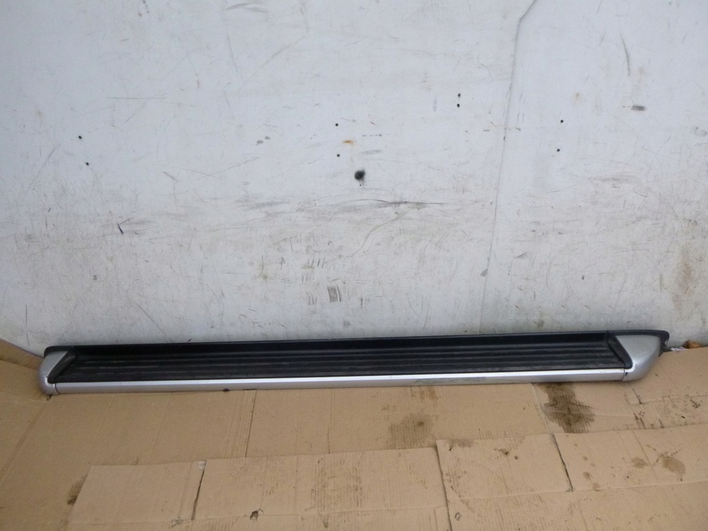 фото №1, Hyundai ix35 подножка порог оригинал