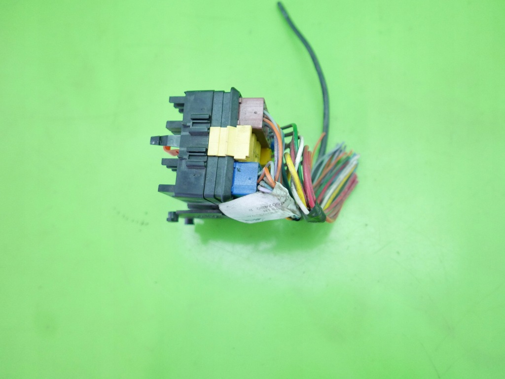 фото №8, Коробка предохранителей peugeot 406 phi 2.1 td 95-