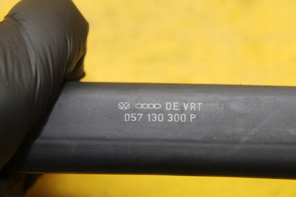 фото №9, Шланг пального audi a8 d3 4.0 tdi 057130300p