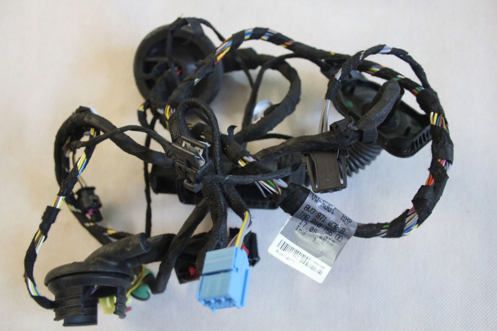 фото №1, Джгут двері перед праве audi a3 s back 8v3971030a