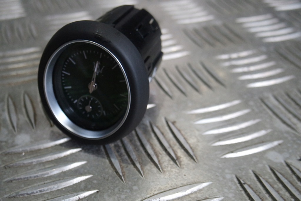 фото №1, Часы стопор maserati levante 670063100