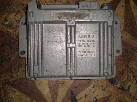 фото №1, Renault бортовой компьютер 7700112763