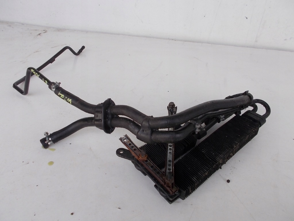 фото №1, Mercedes w203 amg радиатор топлива 5.5