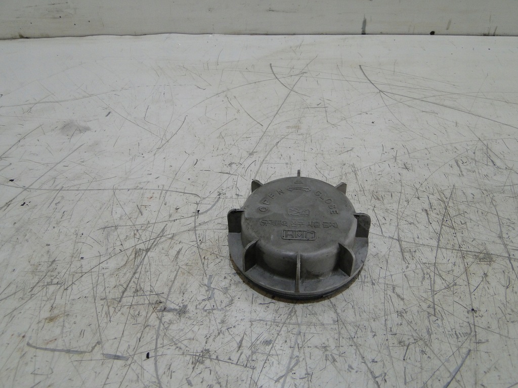 фото №1, Carnival 2 ii 01-06 заглушка лампи фара