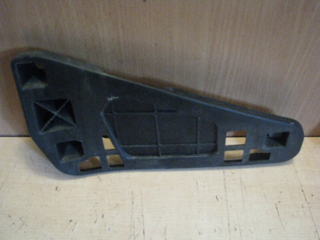 фото №1, Напрямна бампера лівий задня kia ceed i 06-09r kombi