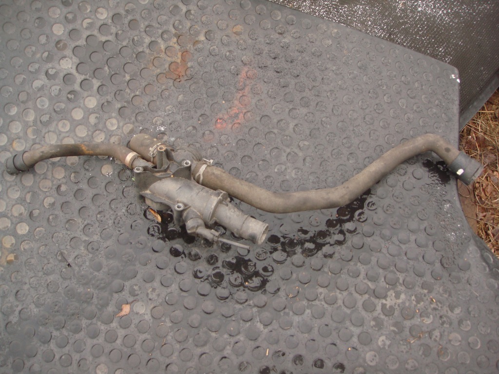 фото №1, Термостат ford mondeo mk4 з корпус 2,0 tdci 07-12