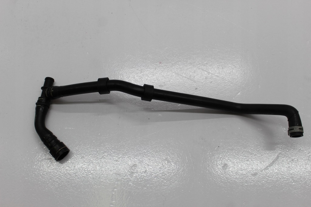 фото №1, Vw passat b8 шланг wody 3b0122291b 5q0820507