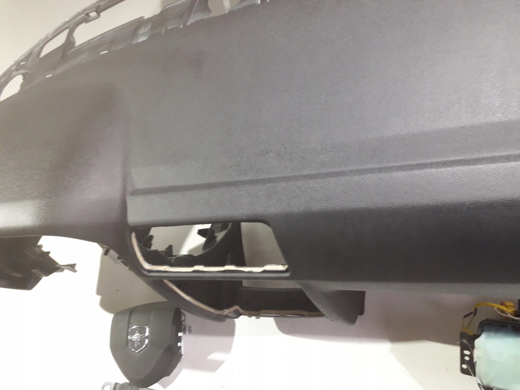 фото №5, Dodge challenger панель приладів консоль подушка безпеки подушки безпеки pas