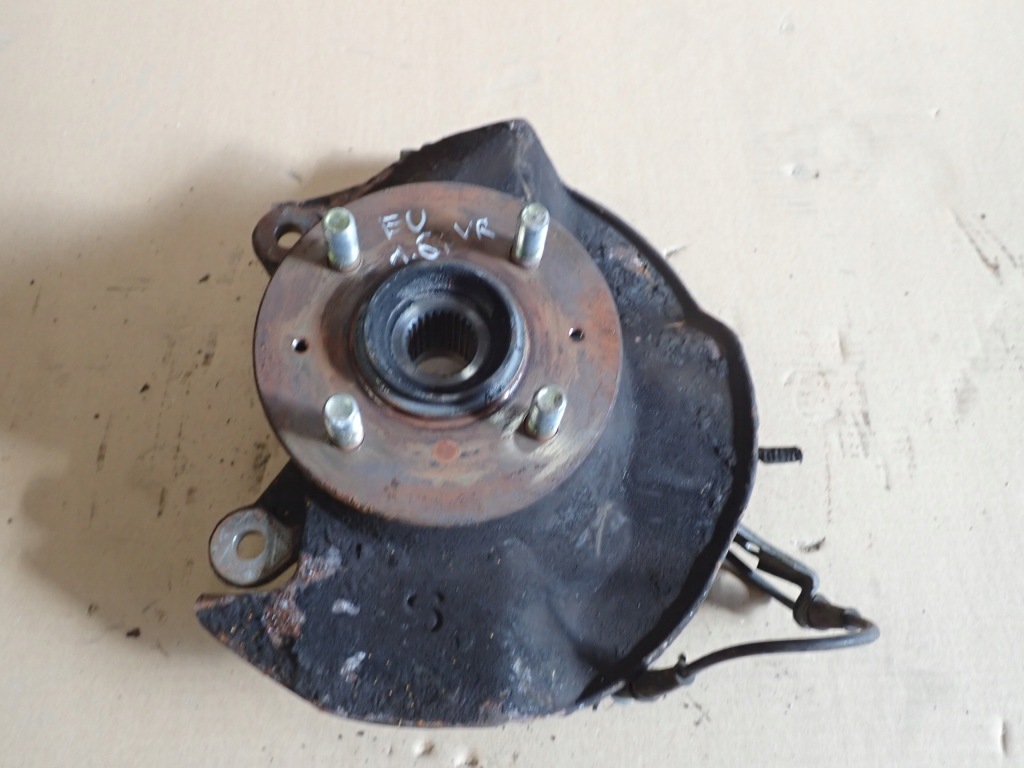 фото №1, Honda civic 01-05 1.4 1.6 поворотний кулак права ступиця