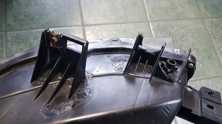 фото №4, Emu фара лампа ford ranger 13- правий