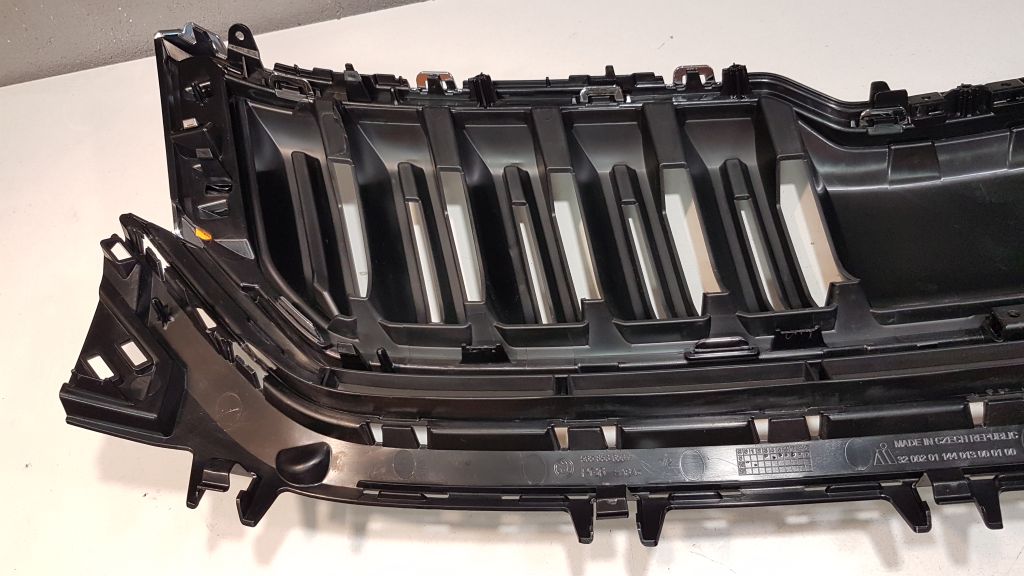 фото №8, Skoda оригинальный номер 565853653a решётка радиатора