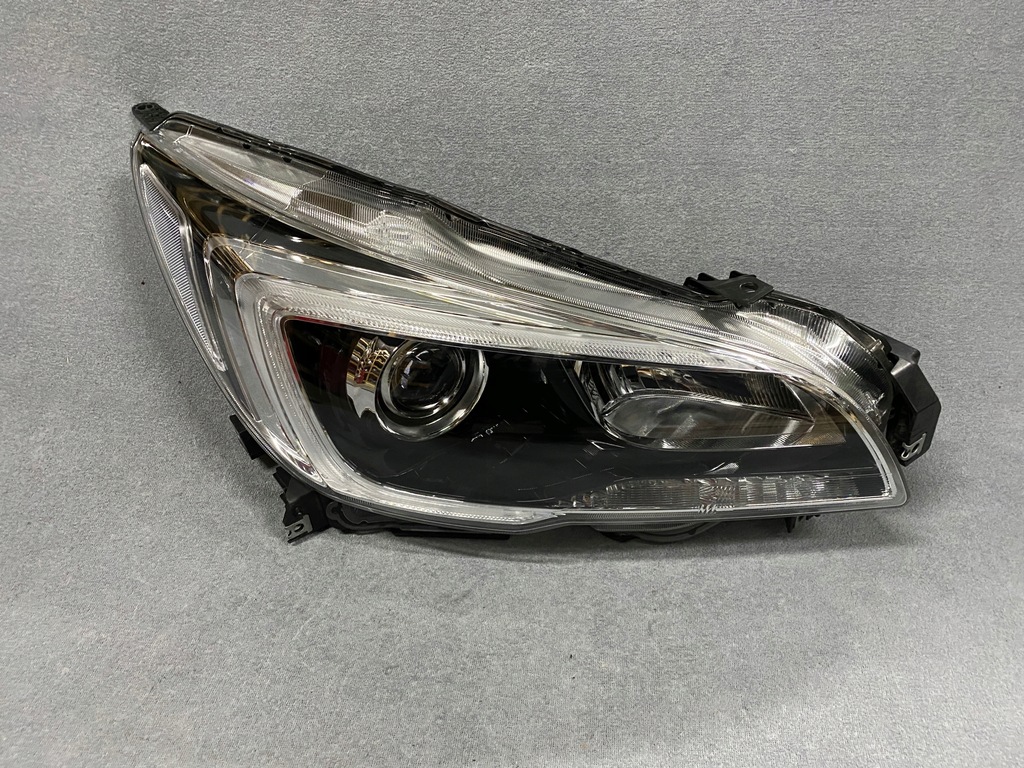 фото №1, Лампа subaru legacy outback full led правая europa