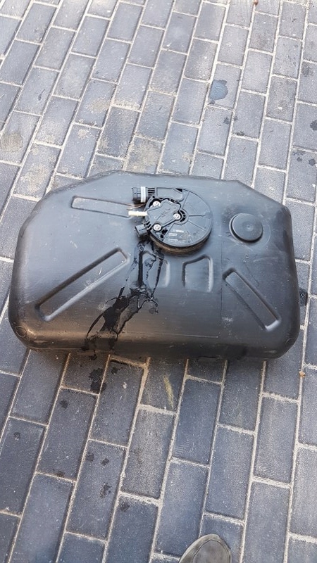 фото №1, Jeep grand cherokee 15-19 бак adblue