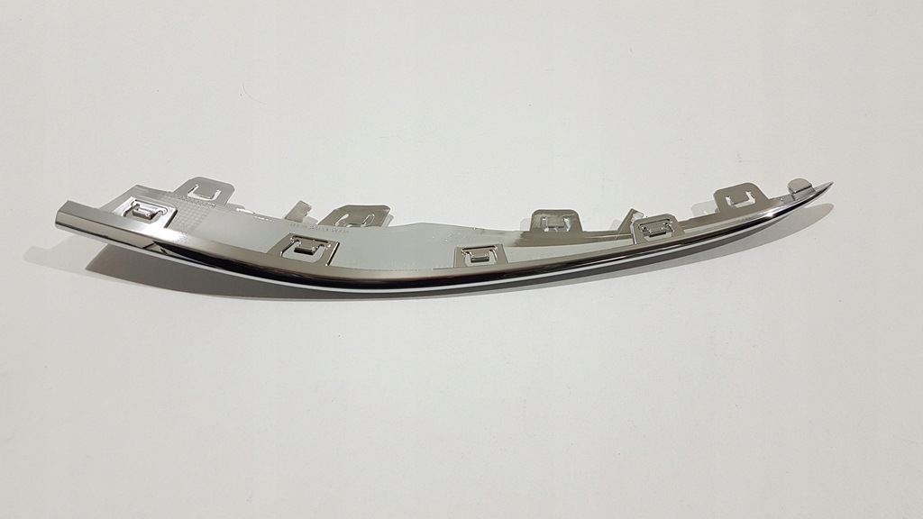 фото №1, Молдинг хром бампер mercedes w205 amg a2058858902