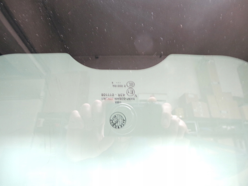 фото №3, Стекло крышки задняя alfa romeo 4c 2015