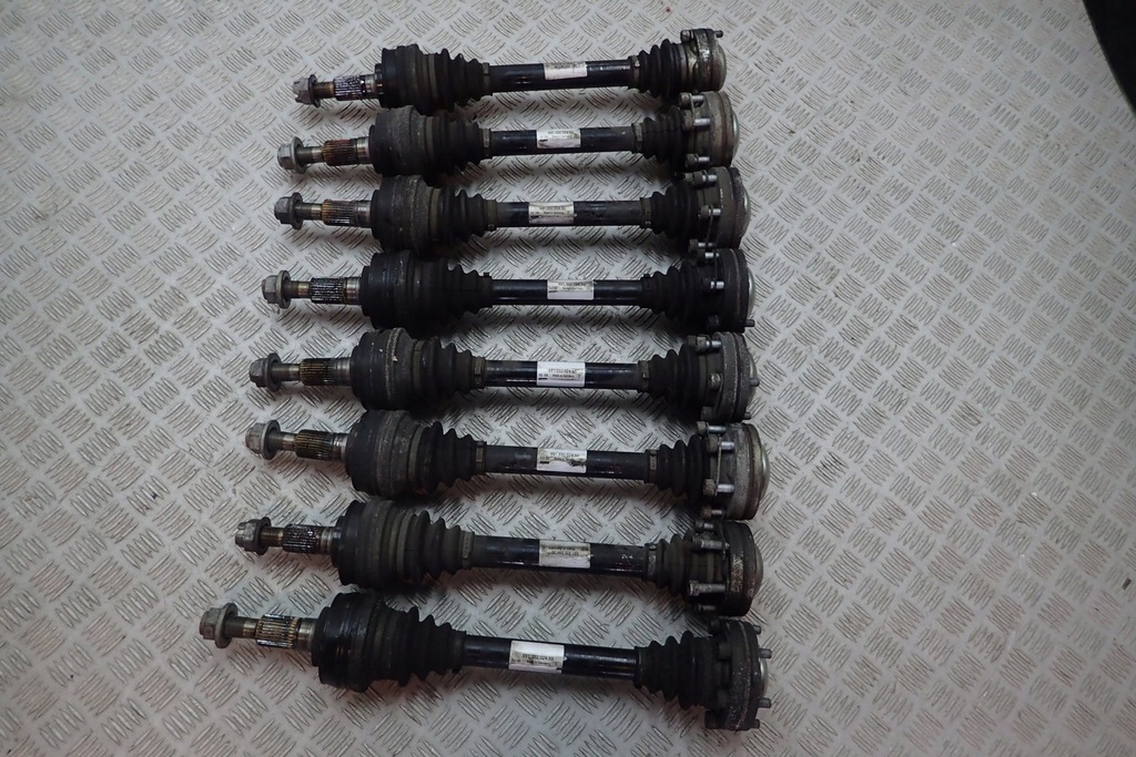 фото №1, Porsche 991 911 приводной вал półośka задняя 99133202450