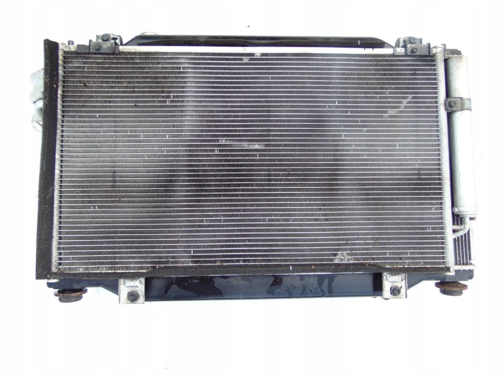 Радиатор воды кондиционера mazda 3 2.2 дизель 13- в Украине