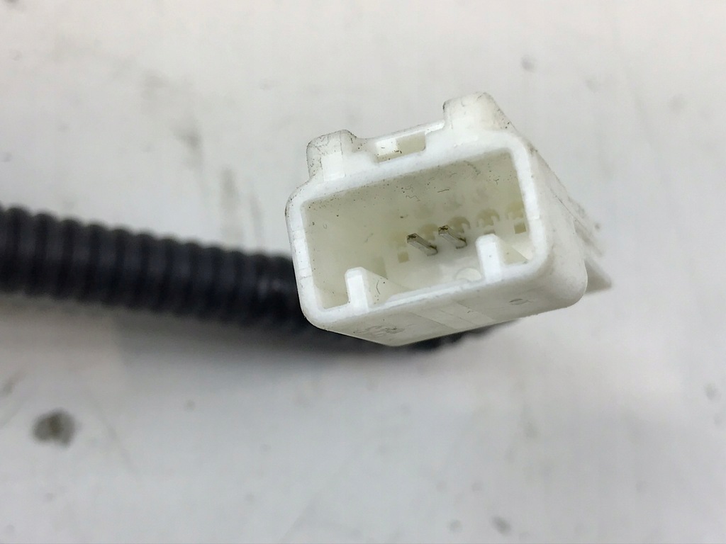 фото №2, Lexus ct gs rx клипса пряжка поперечина перед 2015r