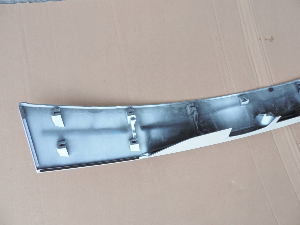 фото №4, Mitsubishi eclipse cross молдинг накладка кришки задня