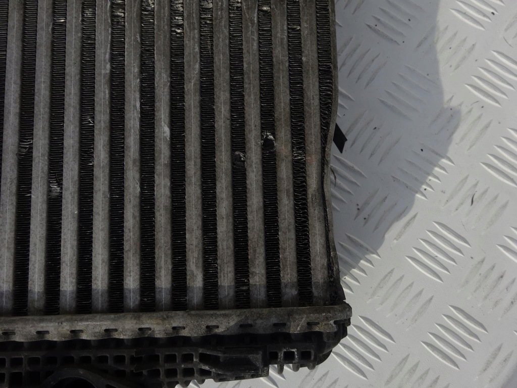 Porsche macan gts turbo интеркулер левая Оригинал