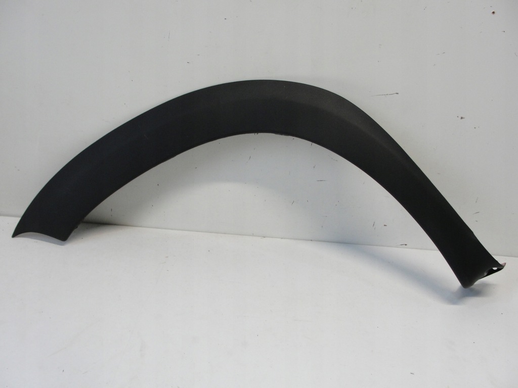 фото №1, Накладка крыла перед левая dacia duster