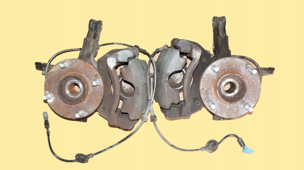 фото №1, Поворотний кулак супорт гальмівний almera n16 1.5dci 2004