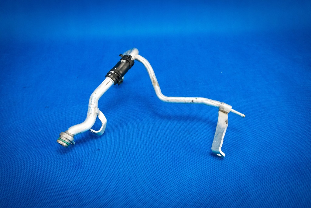 фото №1, Труба водяна audi a5 8w6 a6 4k a7 4k8 059121085g