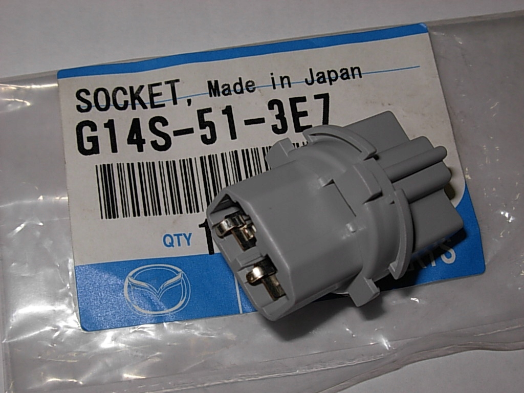 фото №8, Цоколь разъём лампочка задняя mazda 2 de dy 3 bk bl cx-5 ke kf оригинал