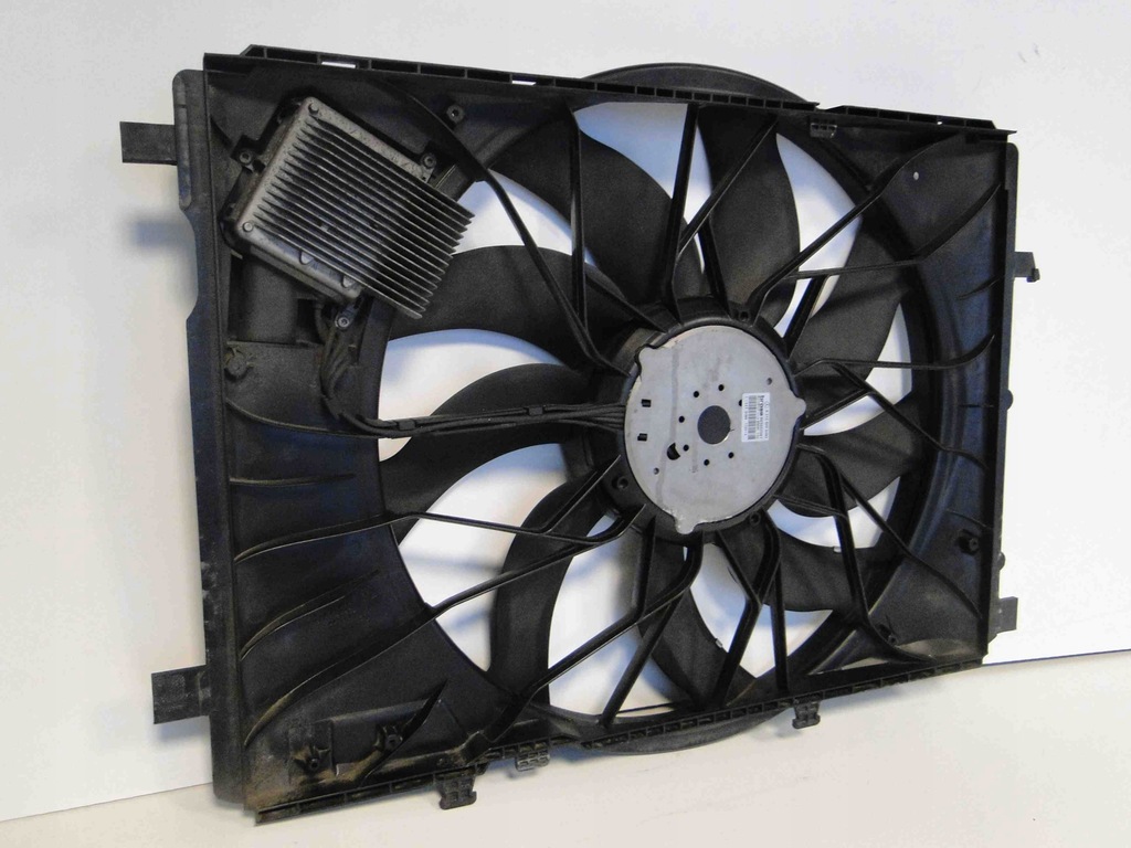 фото №3, Mercedes sls r197 sl r231 вентилятор радиатор 850w