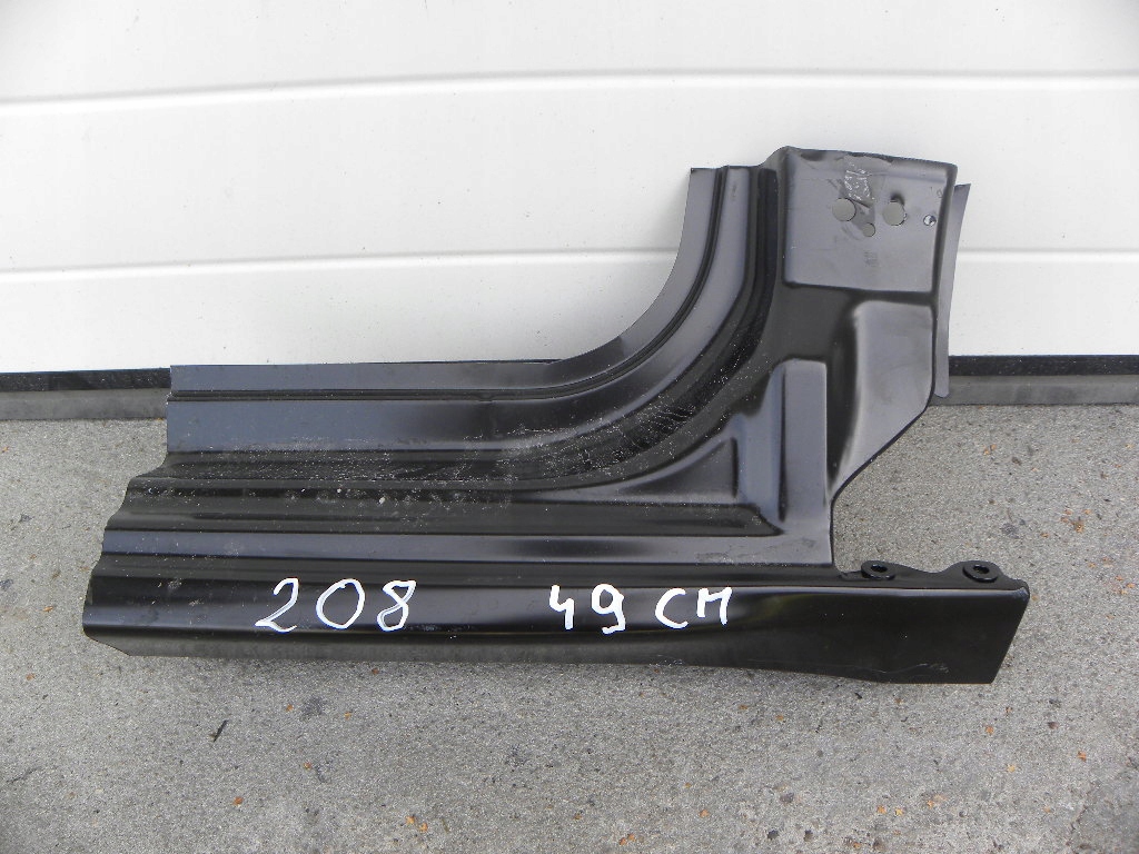 фото №1, Peugeot 208 поріг права сторона