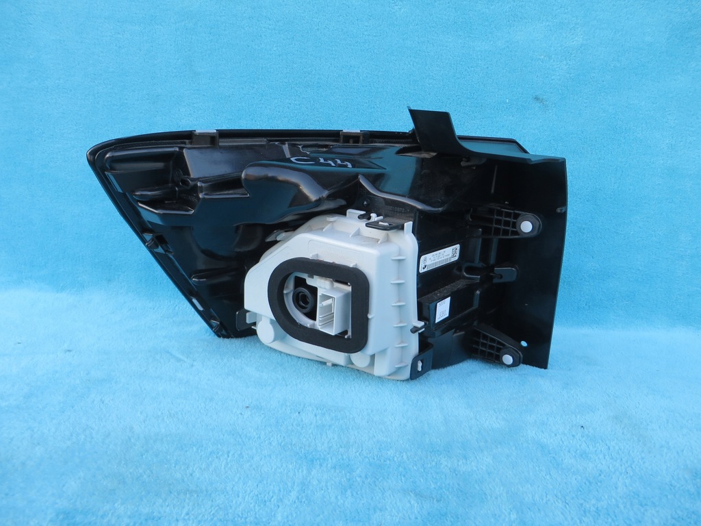 фото №9, Vw t-cross лампа задняя правая задняя led 2gm945096c