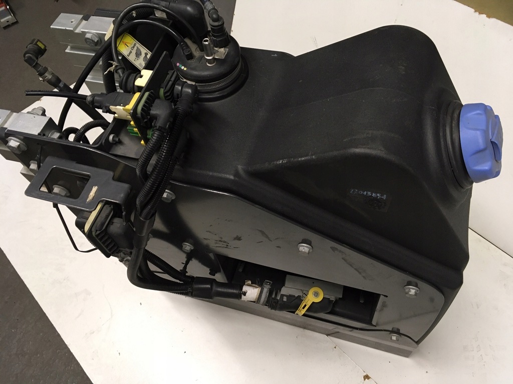 фото №1, Бак adblue маслоприёмник датчик renault d volvo fl e6