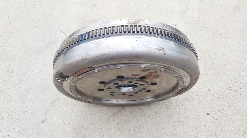 фото №2, Mercedes w176 a45 колесо маховик двухмассовый