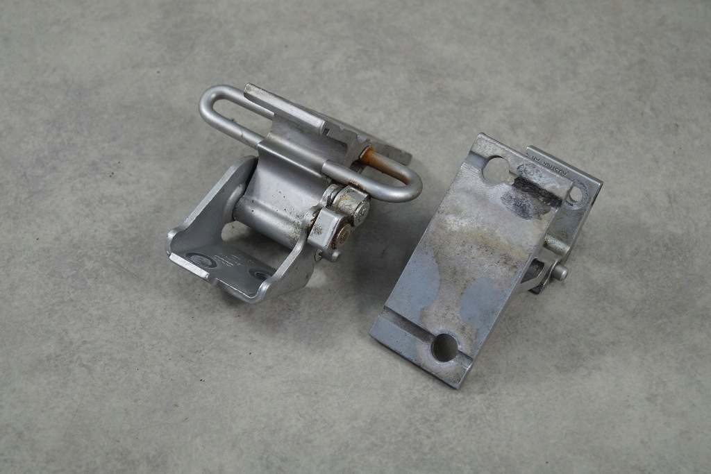 фото №2, Петли дверь левый перед audi a8 d2 94-99