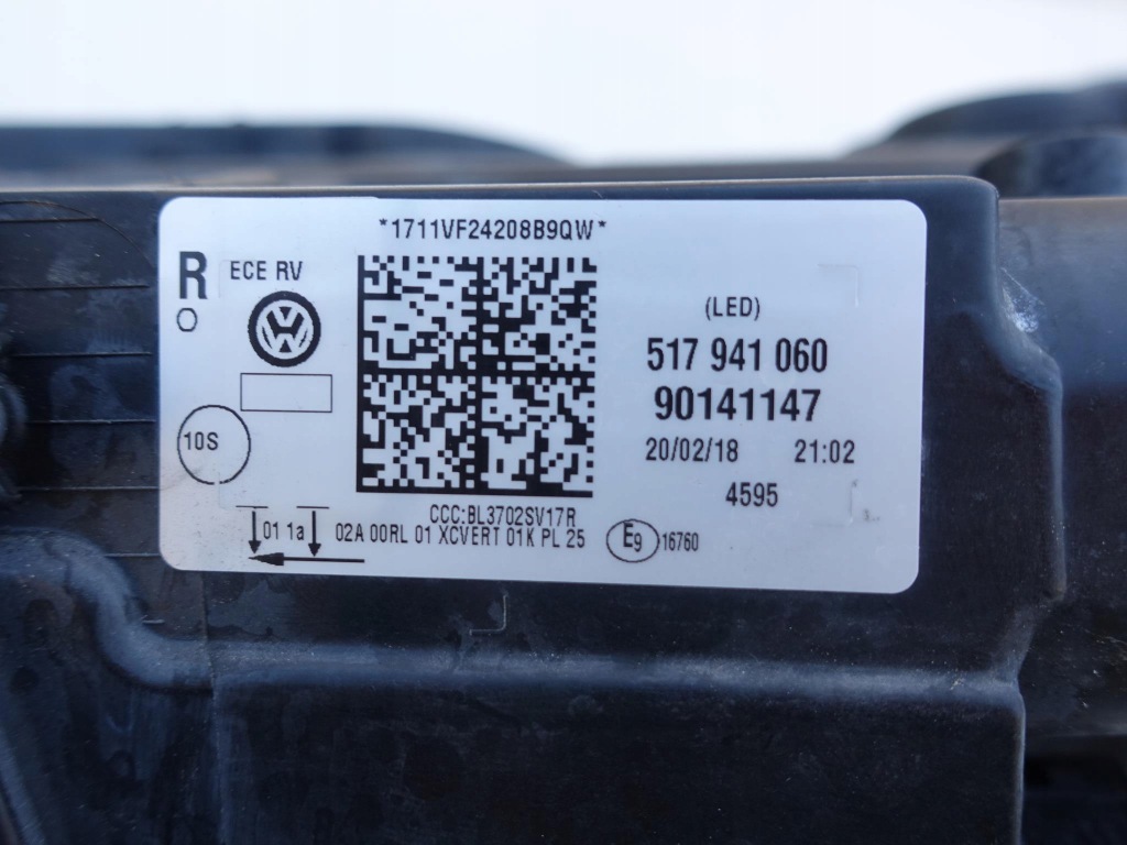 фото №10, Volkswagen оригинальный номер 517941060 full led