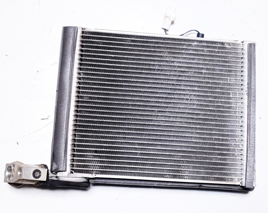 фото №1, Обігрівач випарник кондиціонера yaris ii , iii