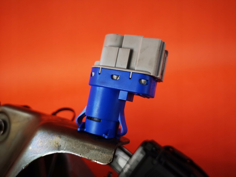 фото №9, Volvo v40 d2 lift педаль газу гальма датчик комп'ютер 31445840 / 31341777