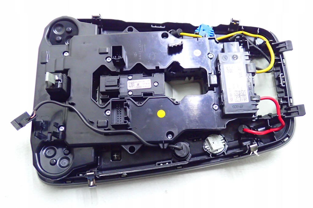 фото №6, Audi a7 4k 20r лампа потолочный 8w0917135ce