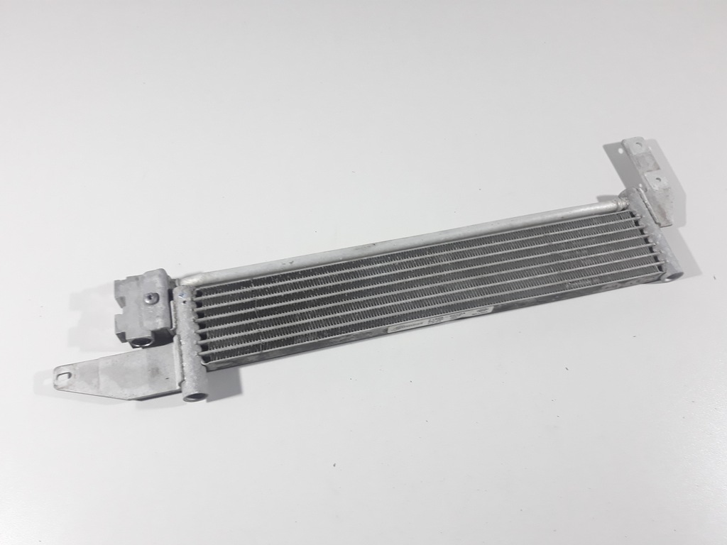 фото №13, Infiniti q50 2.2d 16r- радиатор радиатор масла 0005010765