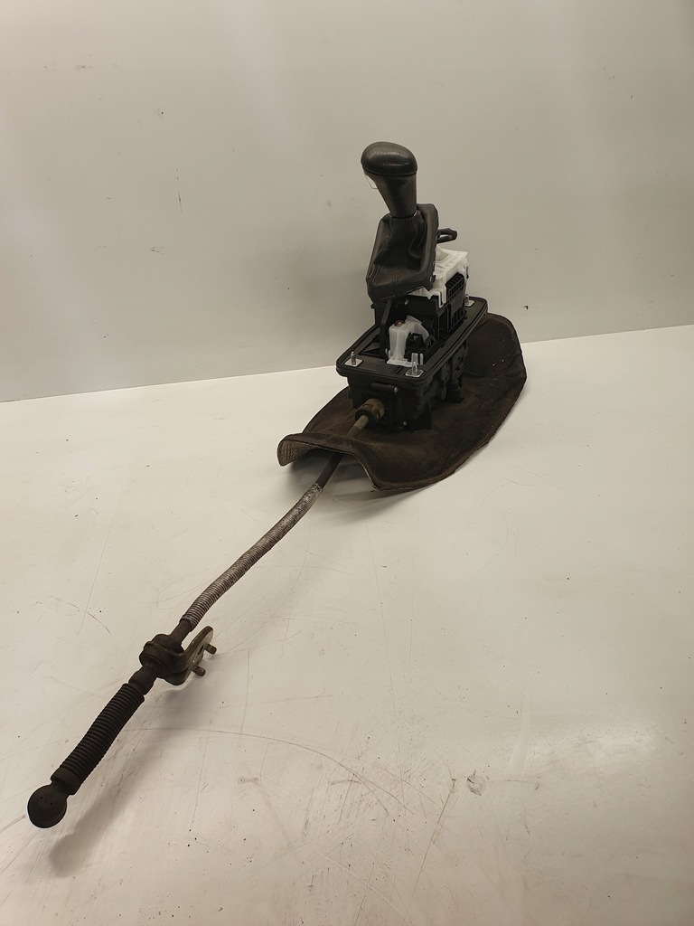 фото №1, Выборщик домкрат audi a6 c6 автоматическая коробка передач 4f2713041ah